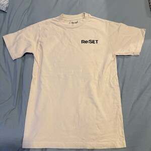 Re:Set Less Noise More Music 2023 Tee size Small